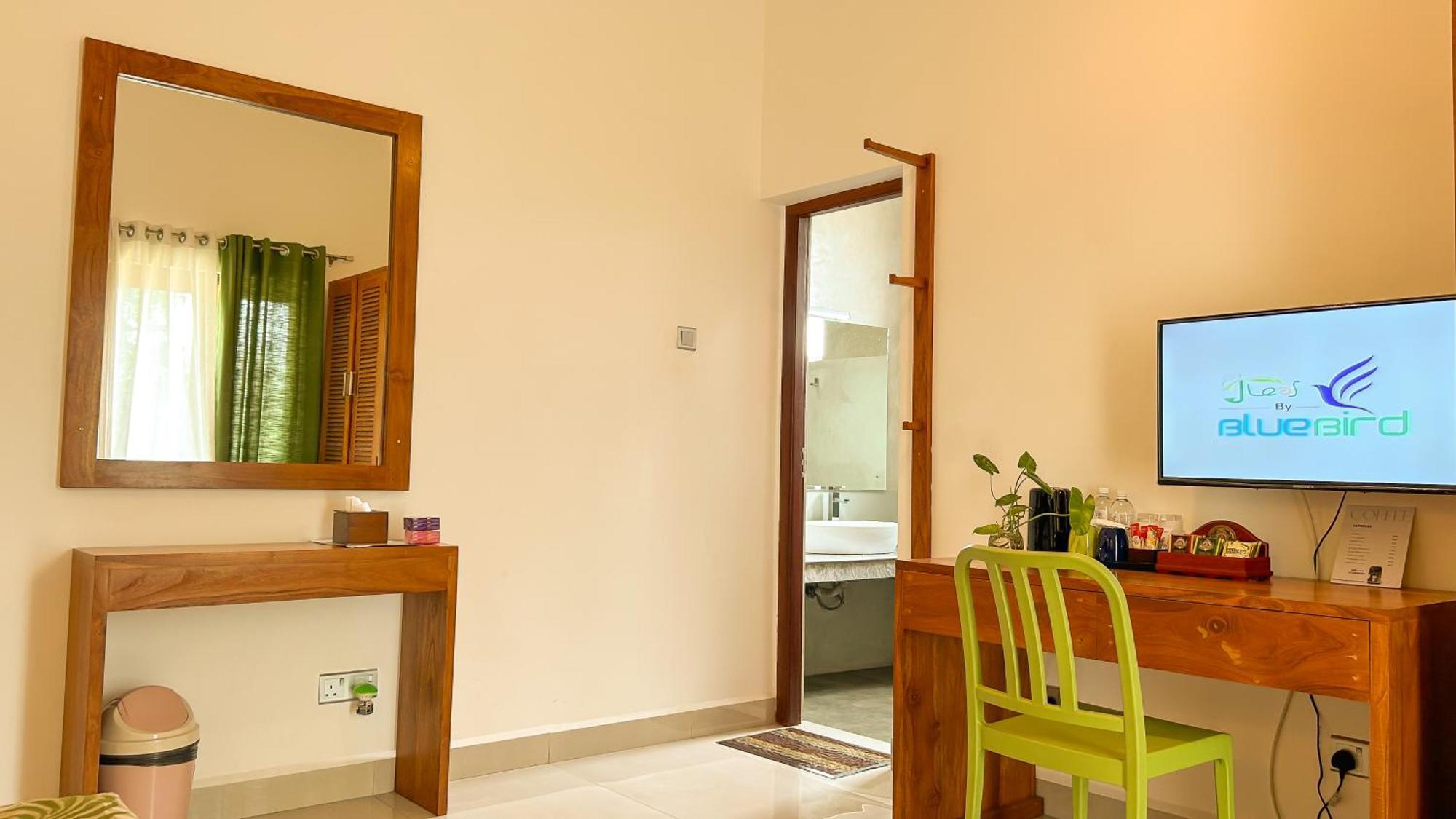 J Leaf Hotel By Blue Bird Negombo Kültér fotó